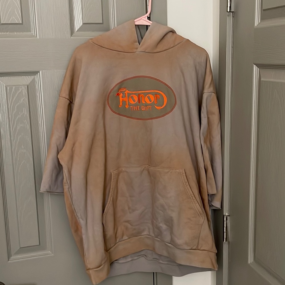 Honor the Gift Short Sleeve Hoodie